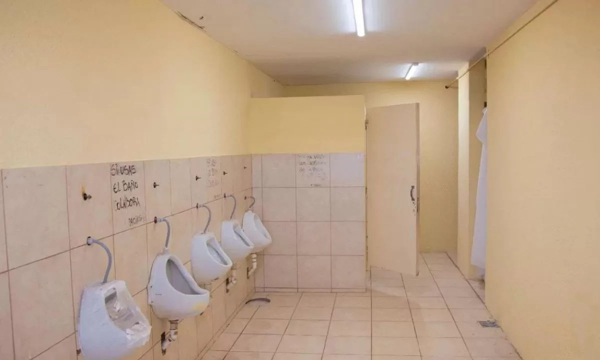Quieren que el uso de los baños públicos de Playa Unión tengan un costo