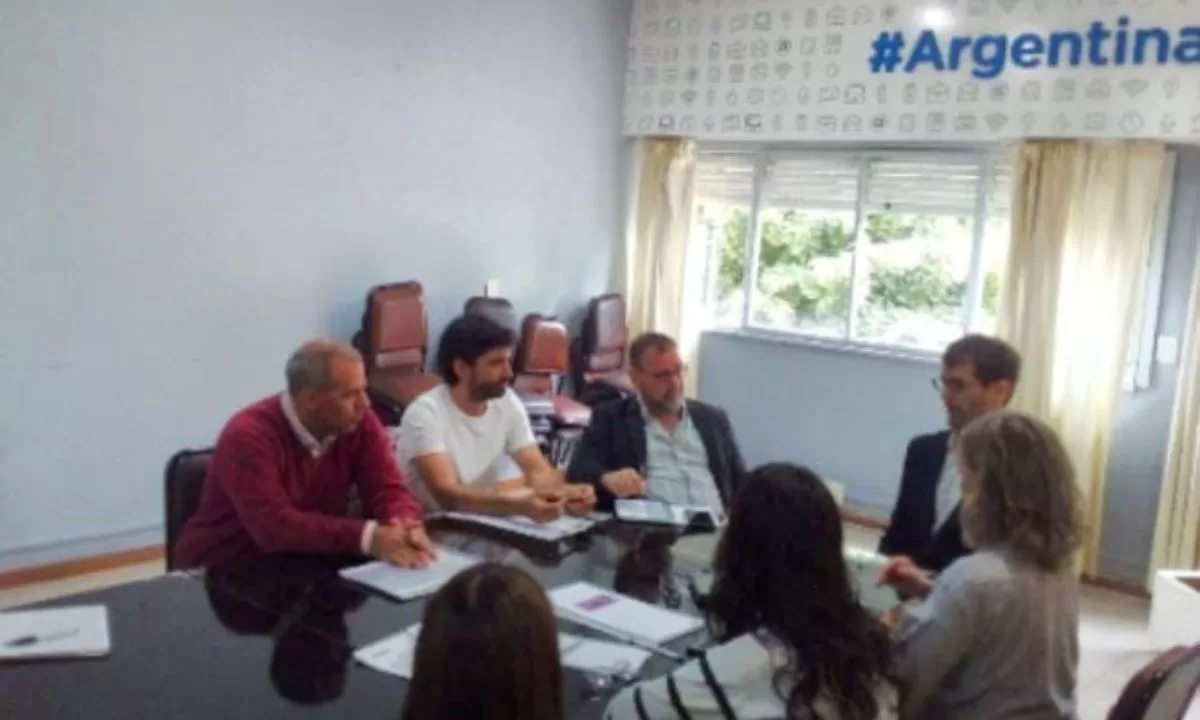 Agenda conjunta de Planificación y Producción municipal para impulsar proyectos y oportunidades empresariales y educativas