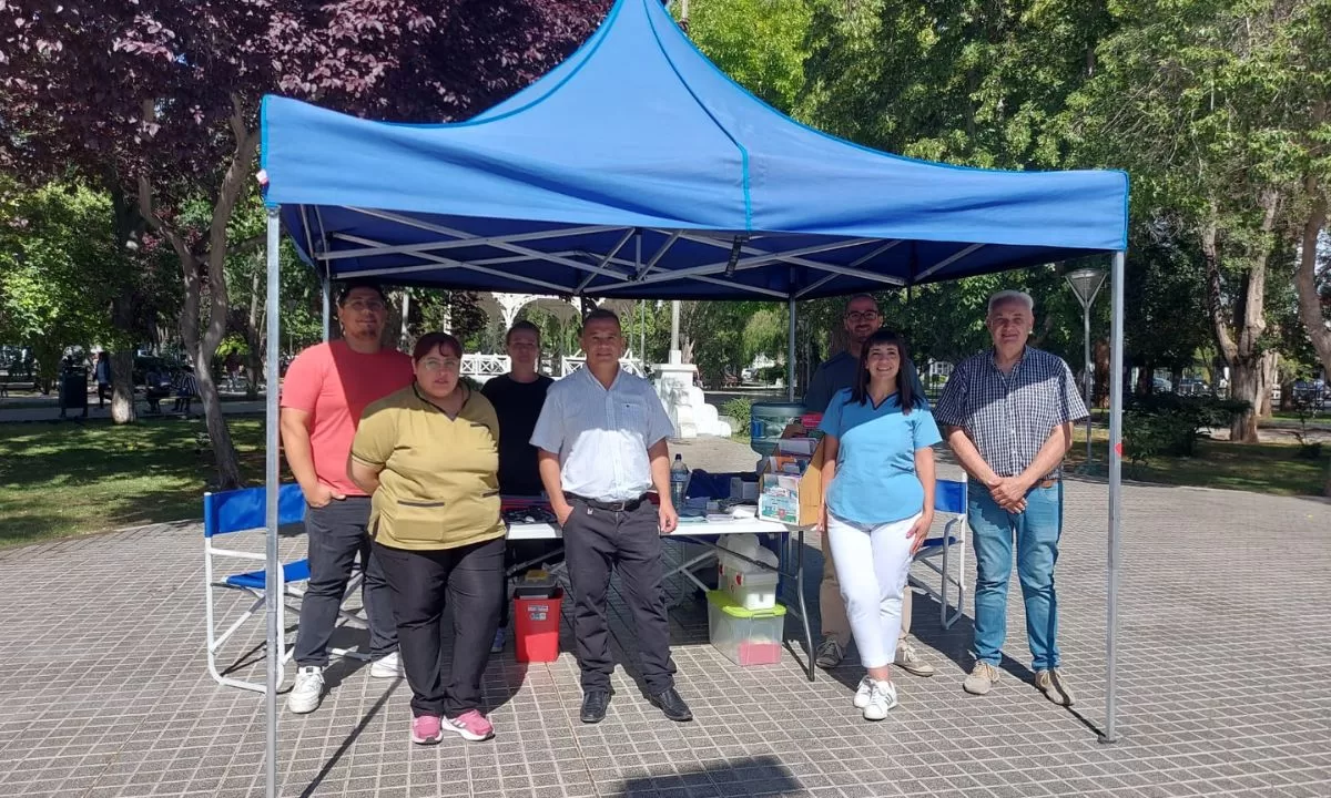 La carpa de Salud continúa durante el verano