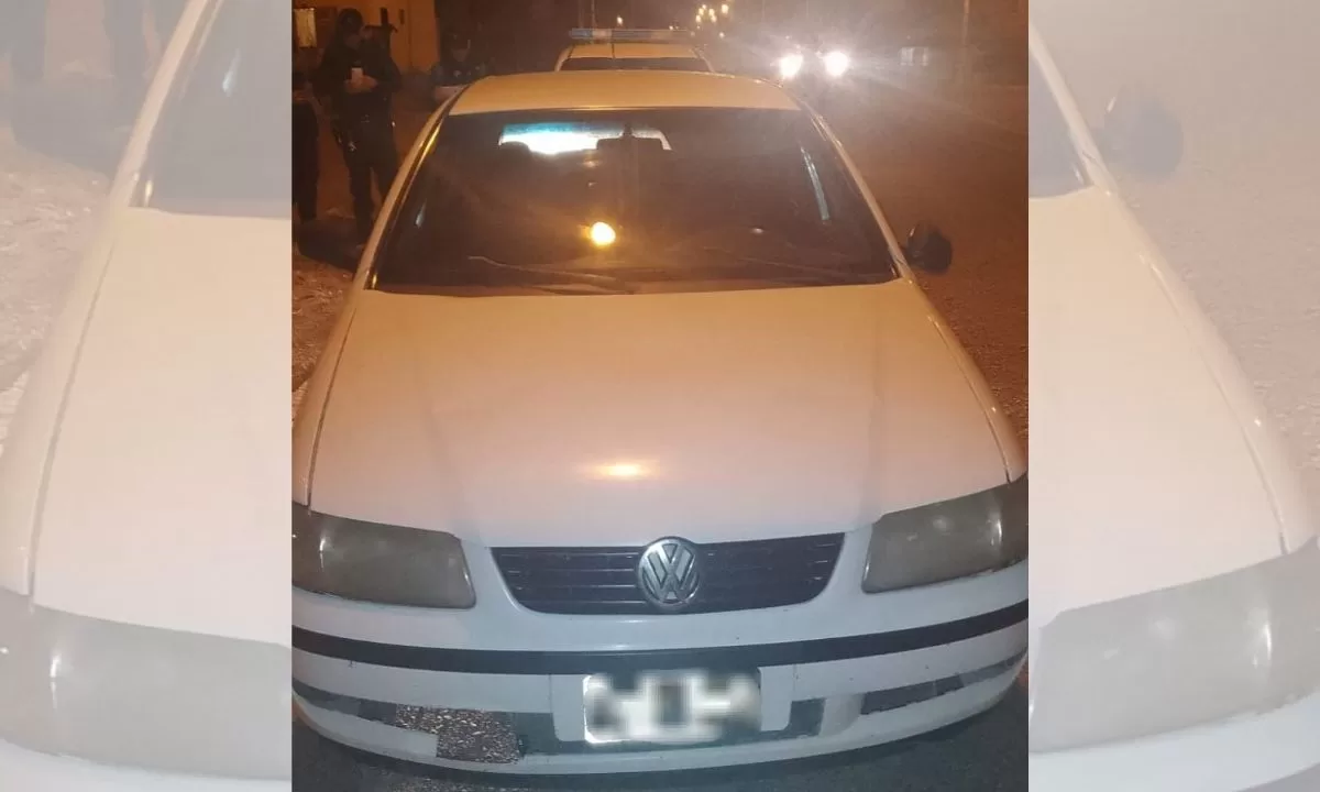 Delincuentes robaron un auto con un bebe en su interior