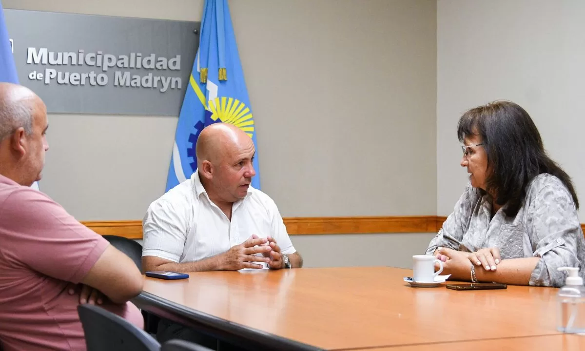 Sastre ratificó su compromiso para avanzar en el crecimiento cultural conjunto entre Puerto Madryn y Comodoro Rivadavia