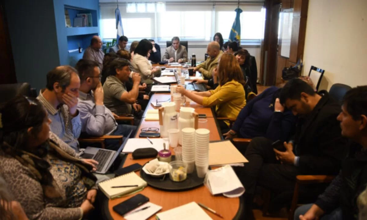 Ningún docente de Chubut cobrará menos de 500.000 pesos