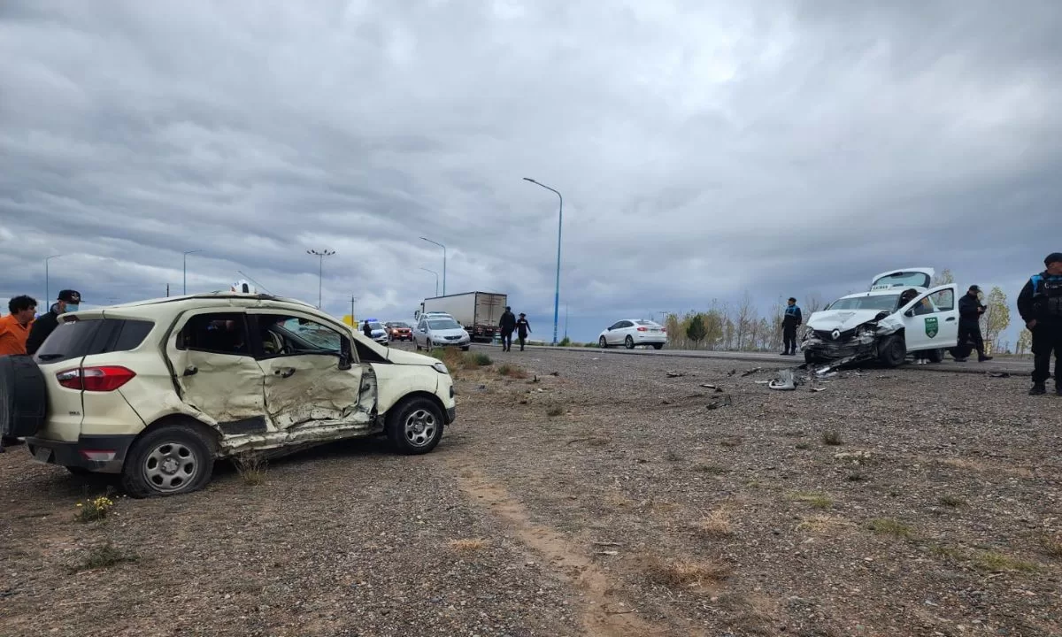 Dos heridos en un choque vehicular