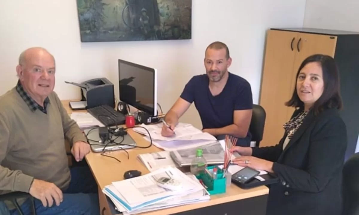 Provincia impulsa soluciones ecológicas para la construcción de viviendas y la conservación de bosques en Chubut