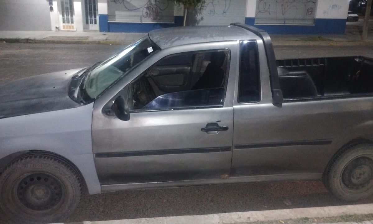 Tres detenidos cuando intentaban robar un auto en Trelew