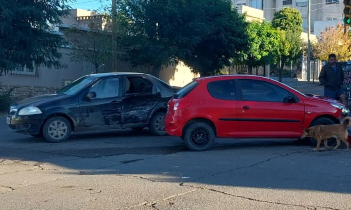 Choque sin lesionados en Trelew