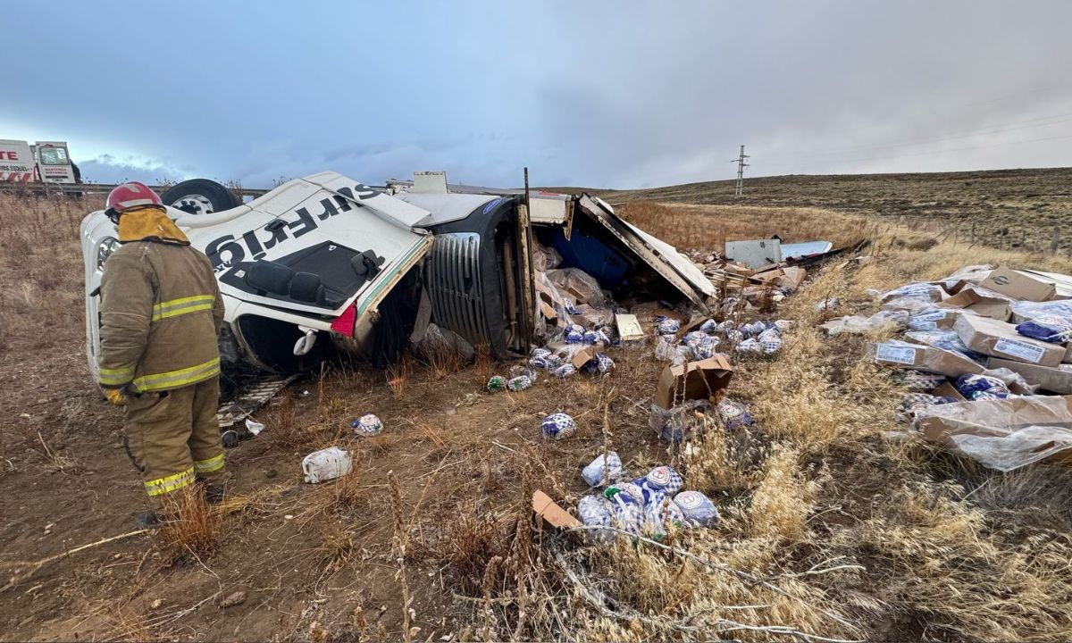 Trágico accidente en Ruta 40: un hombre falleció tras el vuelco de un camión