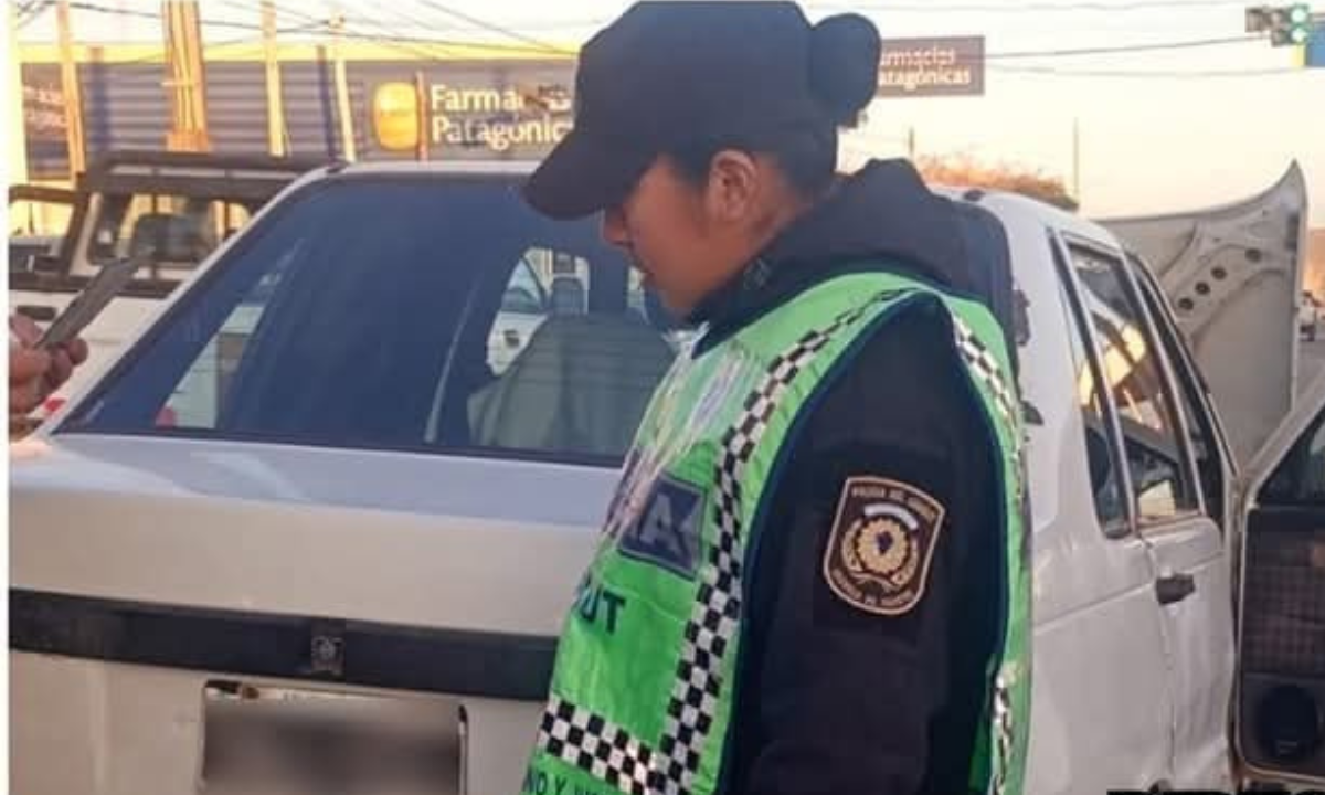 Un vecino de Puerto Madryn descubrió que el auto que le habían robado era usado como «taxi trucho»