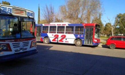 Nuevo horario nocturno del transporte El 22 en Trelew