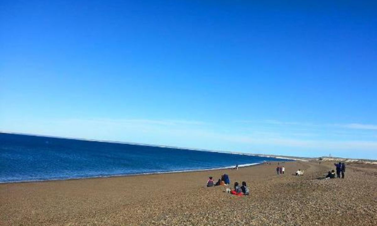 El propietario del campo por el que se accede a «Playa Canto» se defiende de las acusaciones