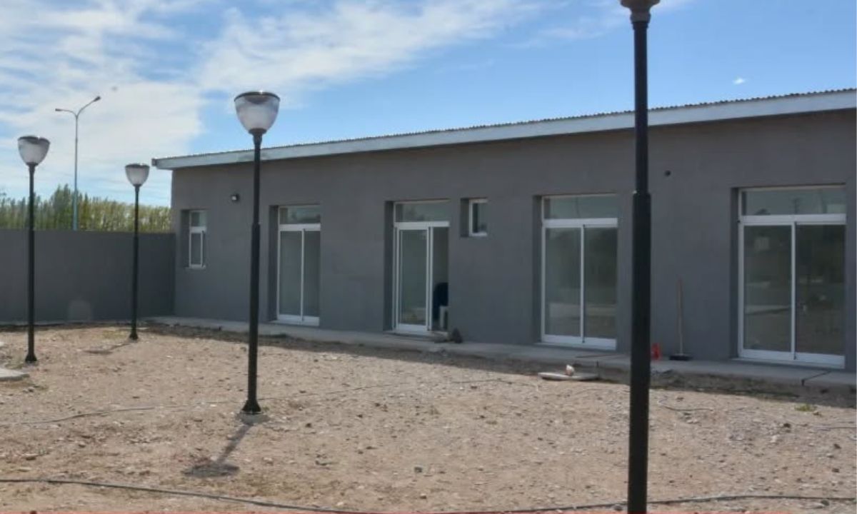 Siguen sin poder inaugurar un centro de salud por falta de un transformador