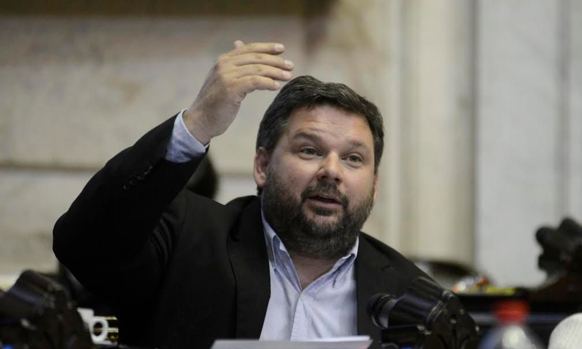 Ex diputado nacional a juicio por «vacunado VIP»