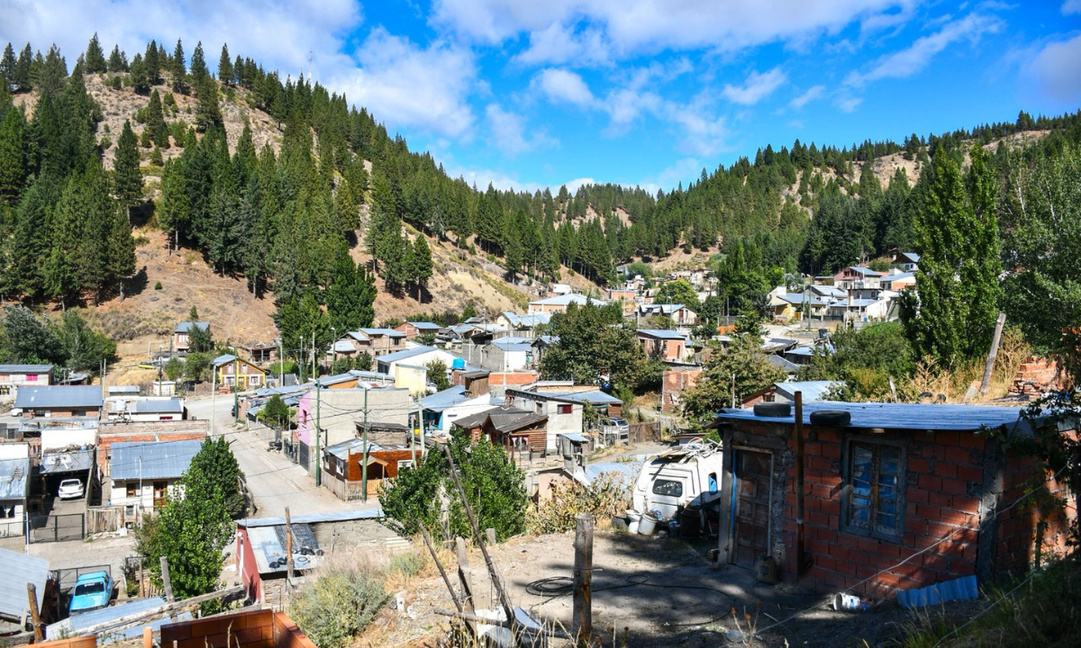 Esquel: destacan avances en la obra de agua potable en el barrio Ceferino