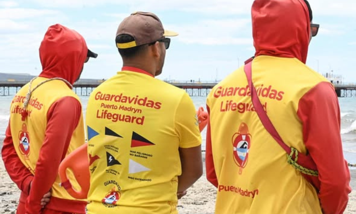 Puerto Madryn con servicio de guardavidas todo el año