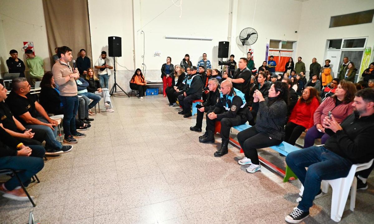 Con cámaras, tecnología de reconocimiento facial y participación vecinal, Provincia impulsa un nuevo esquema de videovigilancia en Trelew