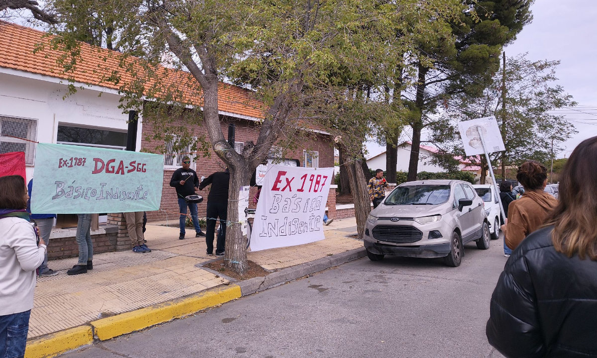 Reclamo en el Ministerio de Producción por el pago desigual de un adicional por desempeño