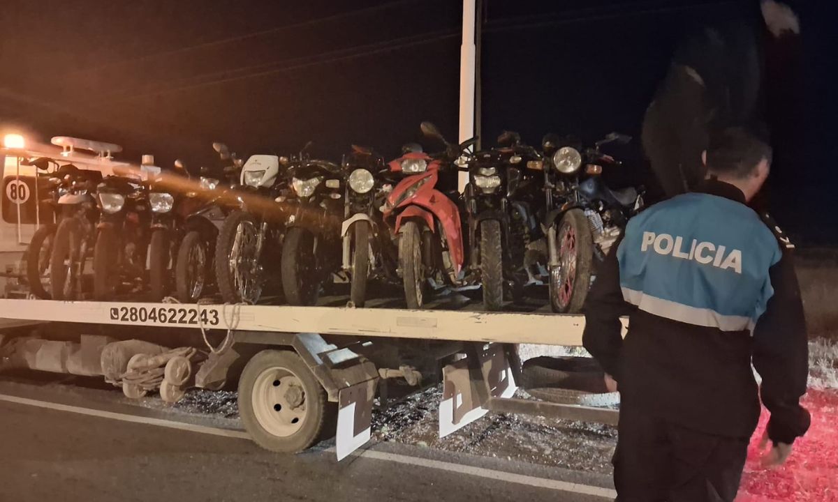 Importante operativo contra carreras clandestinas en Puerto Madryn: secuestraron 29 motos y detuvieron a tres personas