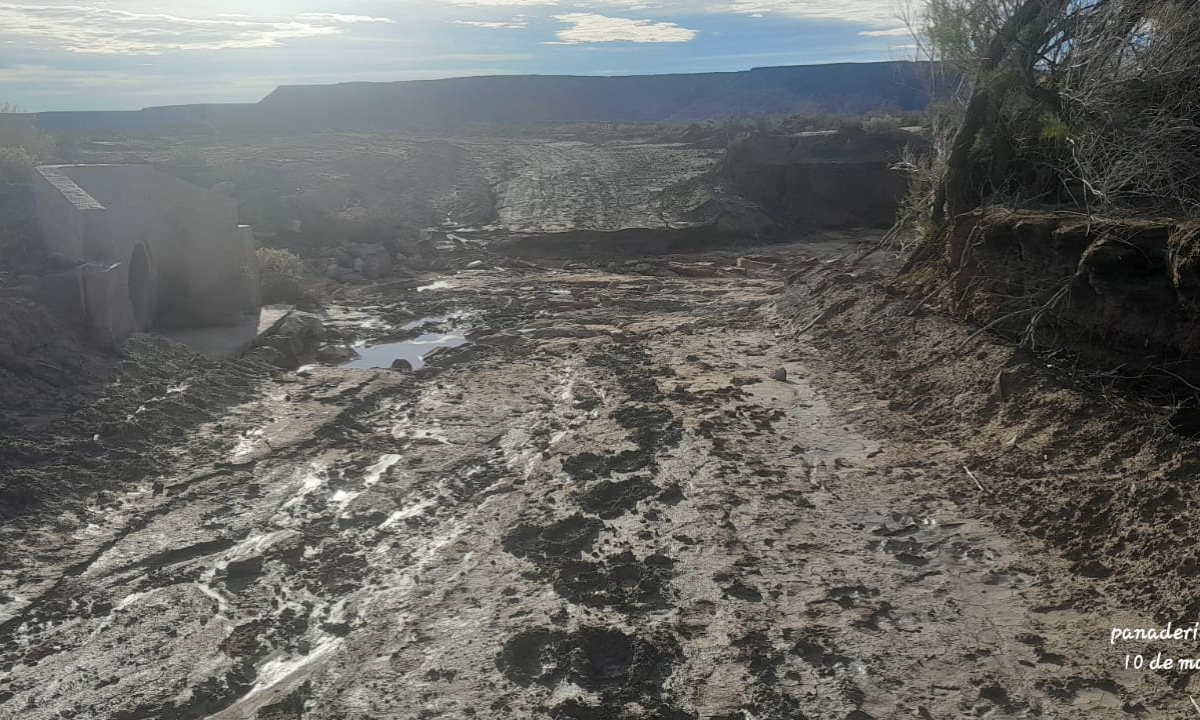Quejas por los caminos vecinales en chacras de Telsen