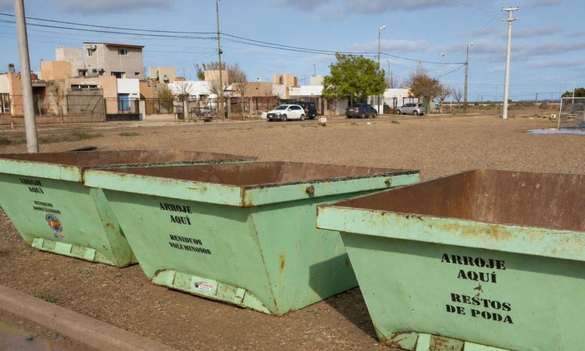Rawson: el programa Eco Capital trasladó volquetes al barrio 120 Viviendas