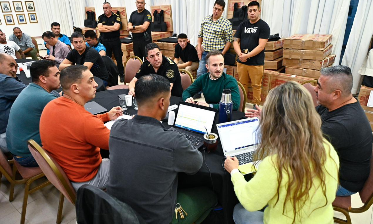 Provincia acordó con Co.Bi.Pol. una mejora salarial que alcanza a activos y retirados