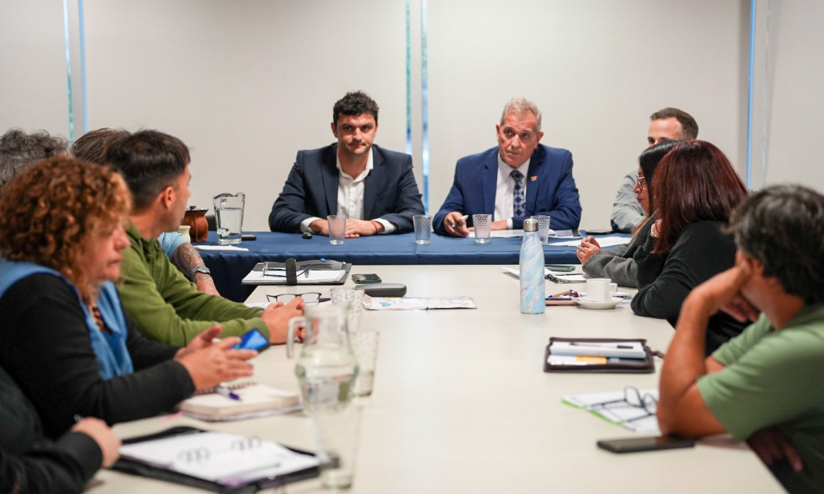 Paritaria docente: Provincia ofreció una recomposición salarial por encima de la inflación y una fuerte mejora al básico