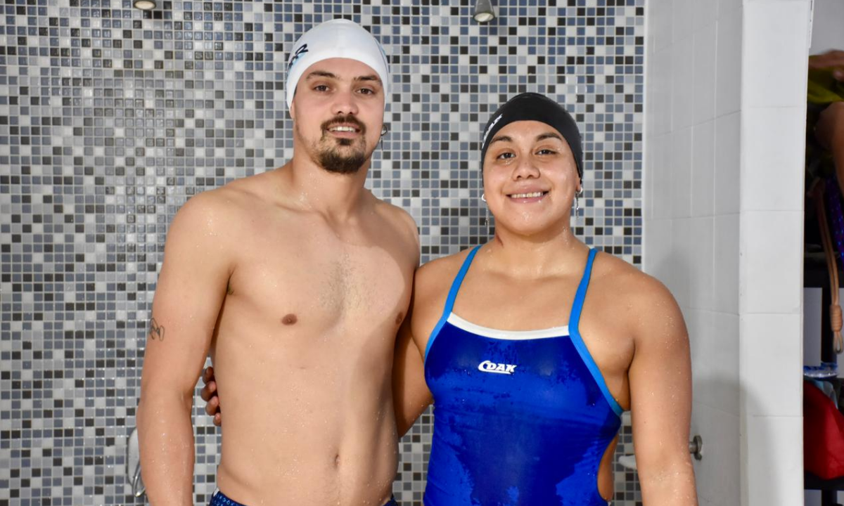 Trelew recibió a la nadadora tricampeona de aguas abiertas Mayte Puca