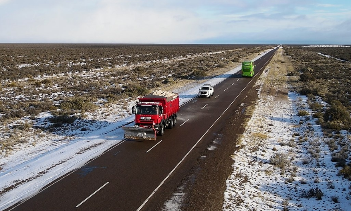 Vialidad Nacional inició en Chubut el Plan Integral de Mantenimiento Invernal 2026 en rutas nacionales