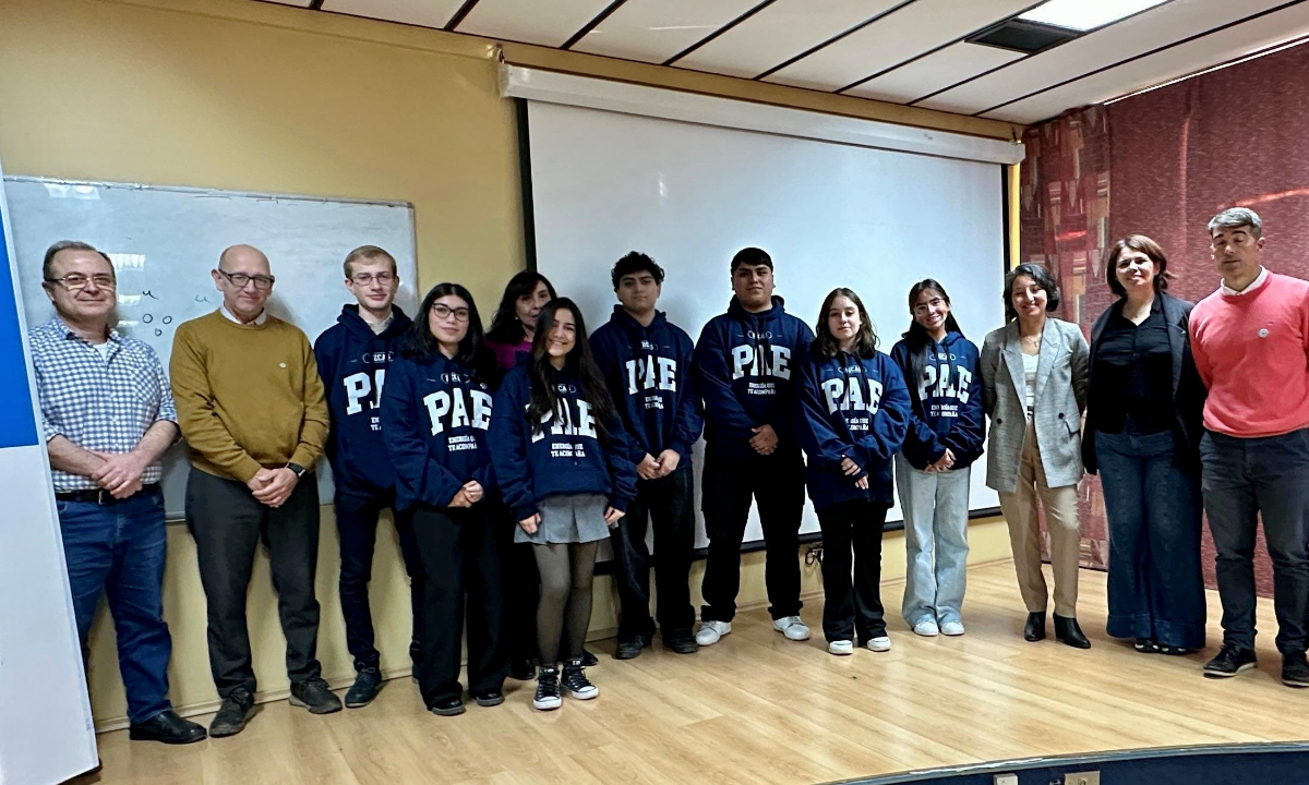 Siete estudiantes se suman a la Comunidad de Becarios PAE