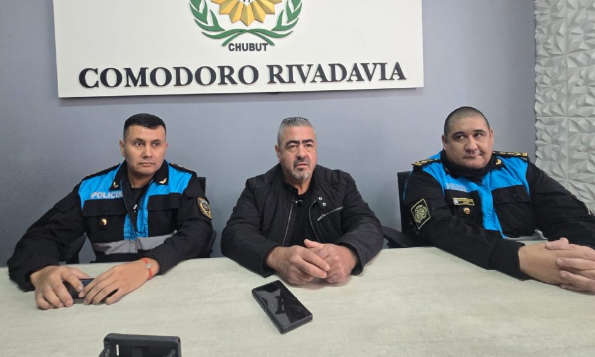 Iturrioz afirmó que el suicidio del policía en Comodoro fue por “un problema personal” y cuestionó el uso político del caso