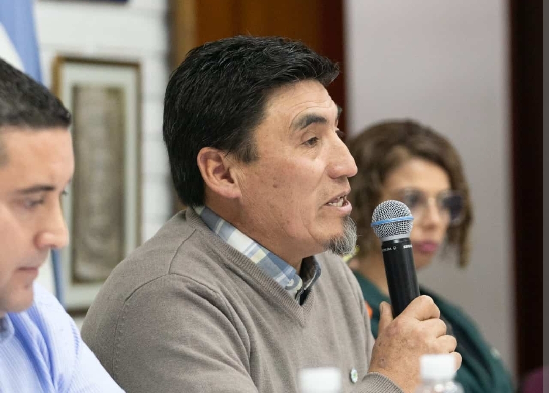 Sarmiento concretó el traspaso del acueducto y busca resolver una deuda millonaria