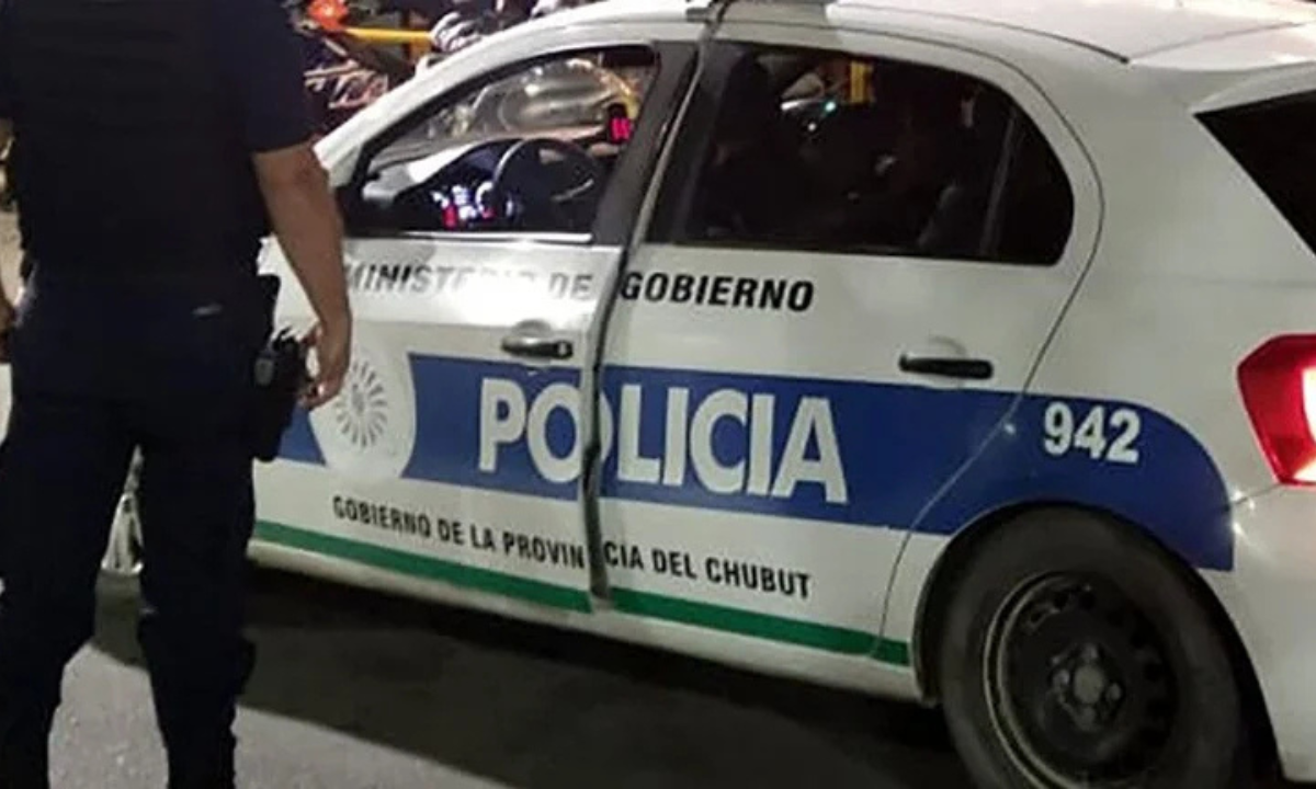 El policía que sacó dinero de un auto en Gan Gan fue finalmente condenado