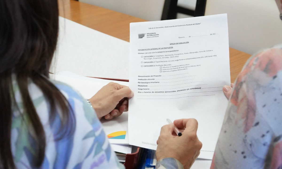 Educación extiende hasta el 8 de julio la convocatoria para participar de la Comisión Evaluadora de Proyectos 2026