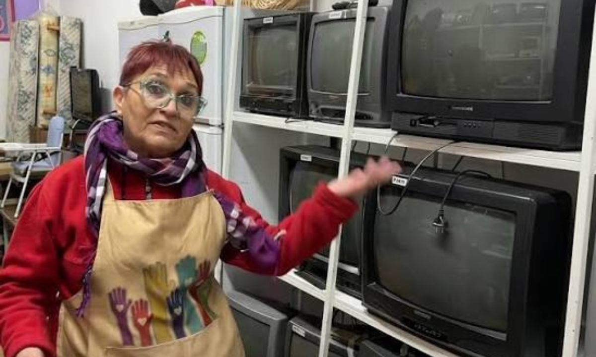 La Feria Solidaria de Trelew entrega televisores y redobla la asistencia a familias vulnerables