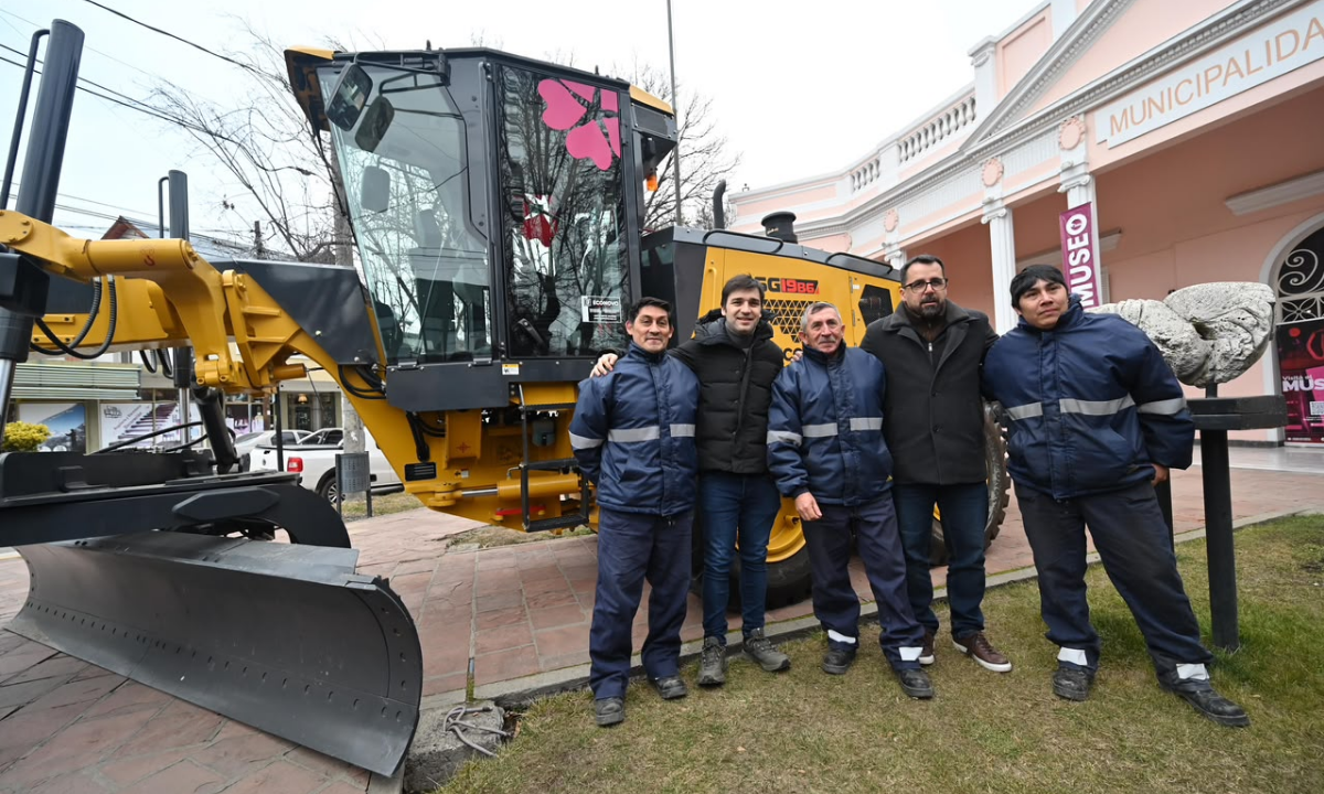 Plan Galina: Torres firmó nuevas obras para Esquel por más de $1.700 millones