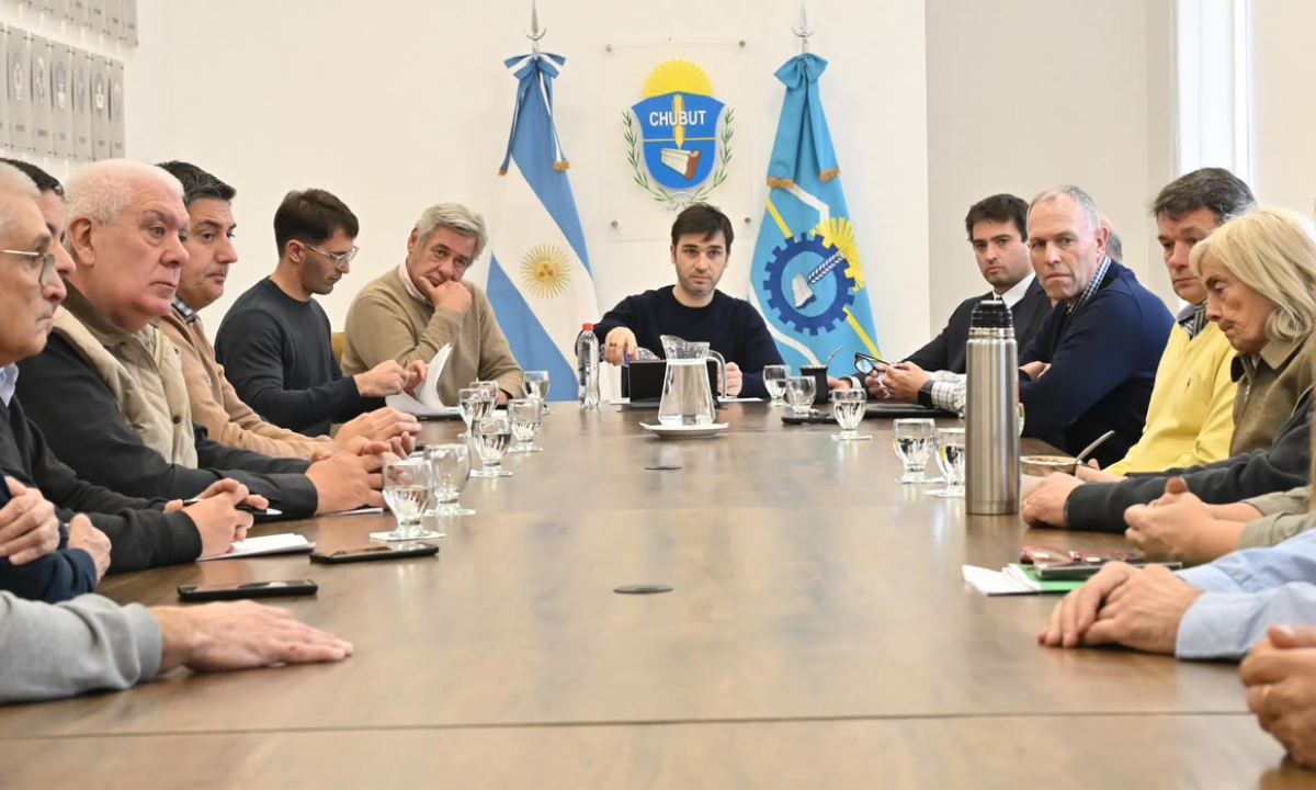 Torres convocó al sector ganadero para profundizar la lucha contra la sarna ovina y defender la competitividad de Chubut