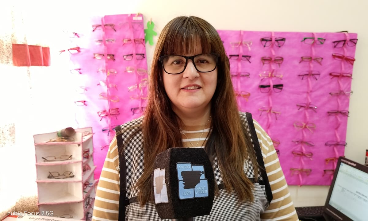 Trelew: la Escuela 511 impulsa una campaña solidaria para crear un banco de marcos de anteojos