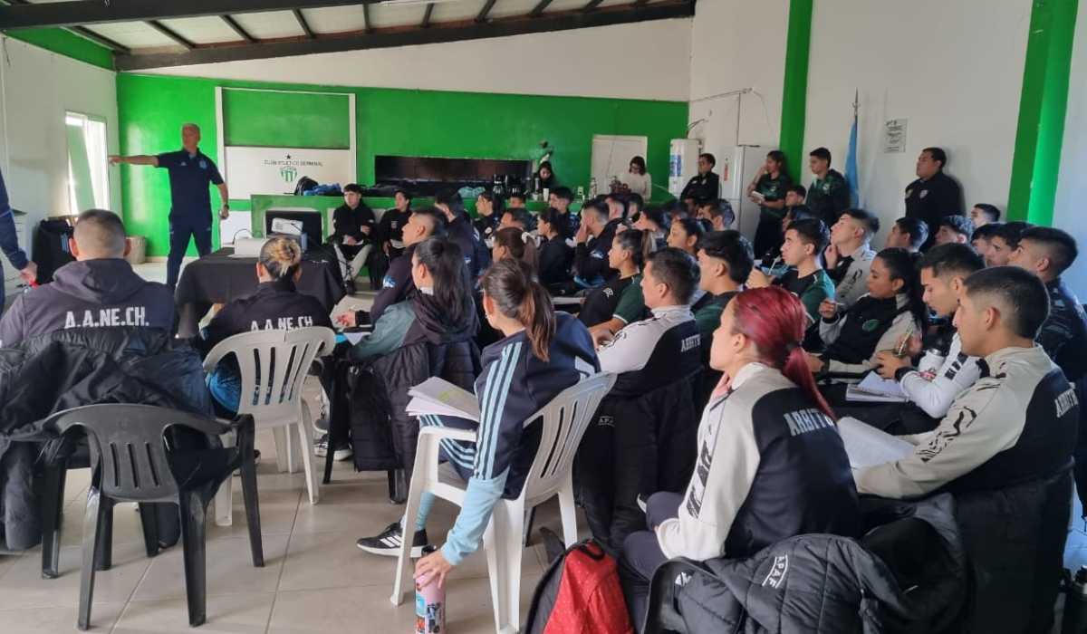 Rawson: Más de 70 personas participan de una capacitación del Consejo Federal de Árbitros en Germinal