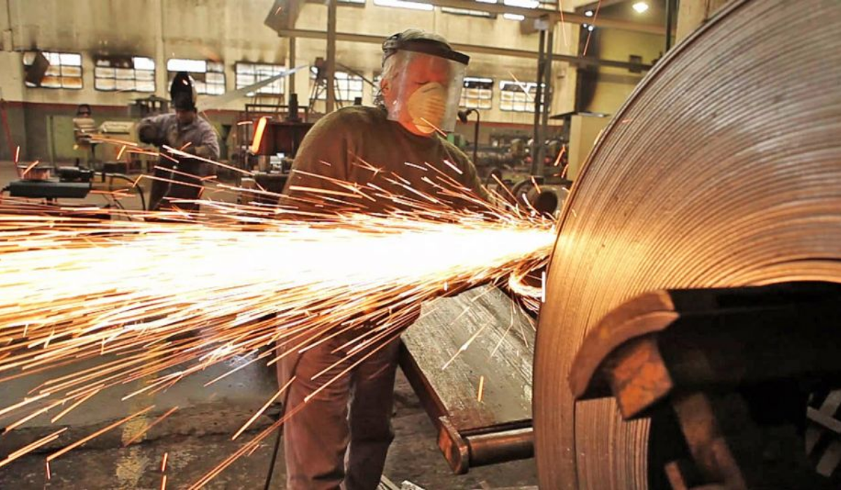Seis de cada diez máquinas están paradas en el sector metalúrgico