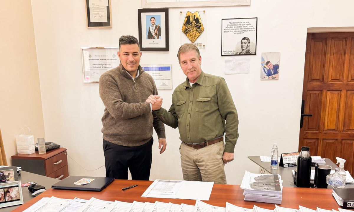 Provincia y Sarmiento avanzan en la regularización del Lote 81 para impulsar el desarrollo productivo