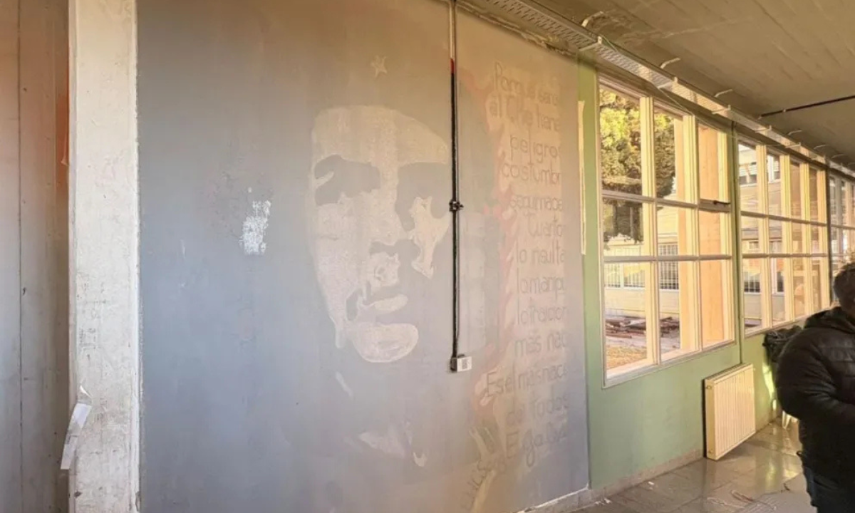 El mural de Ernesto Guevara será restaurado en la universidad por su valor histórico