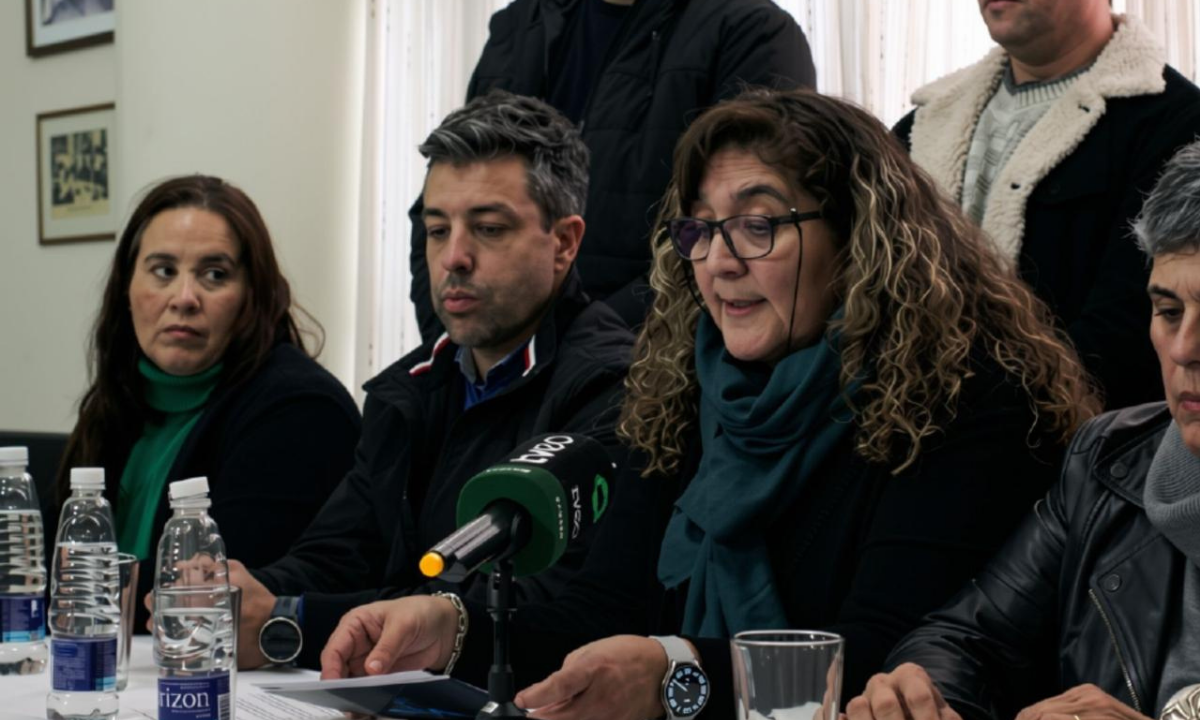 «Nosotros no nos escondemos detrás de una lista»: Andrea Luna presentó a los candidatos de la Lista Verde