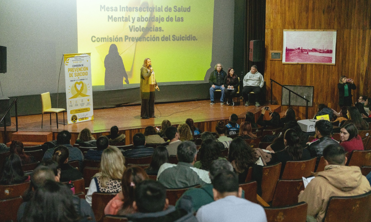 Rawson: la Mesa Intersectorial junto a áreas municipales desarrolló una charla formativa sobre prevención del suicidio