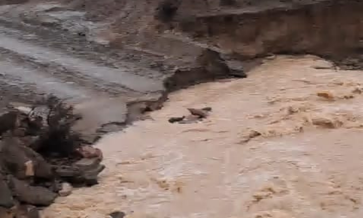 La lluvia provocó destrozos en los caminos vecinales de las chacras de Telsen