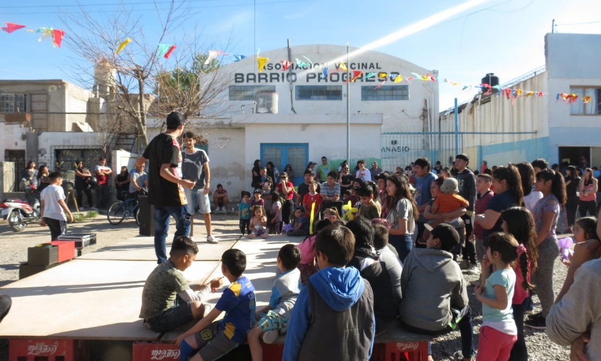 El Municipio suma nuevos talleres de freestyle en los barrios