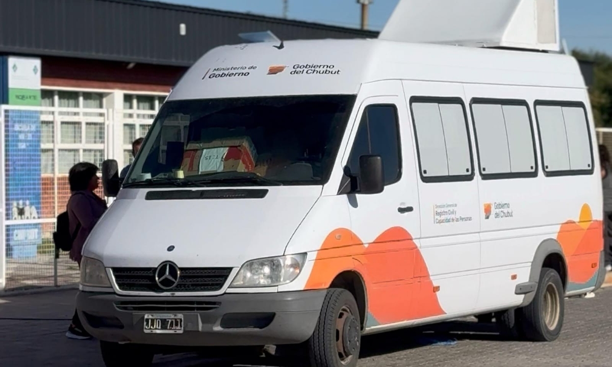 La Unidad Móvil del Registro Civil continúa su recorrido por ocho localidades chubutenses