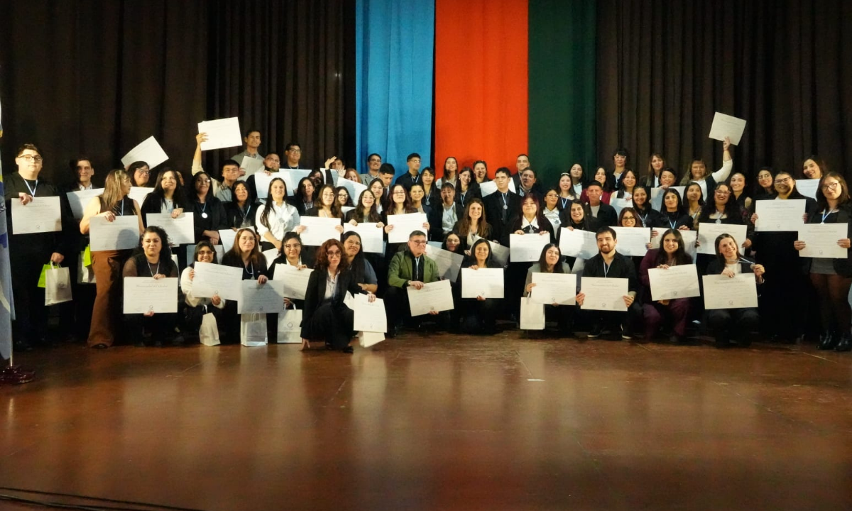 La Universidad del Chubut celebró la graduación de 154 nuevos profesionales