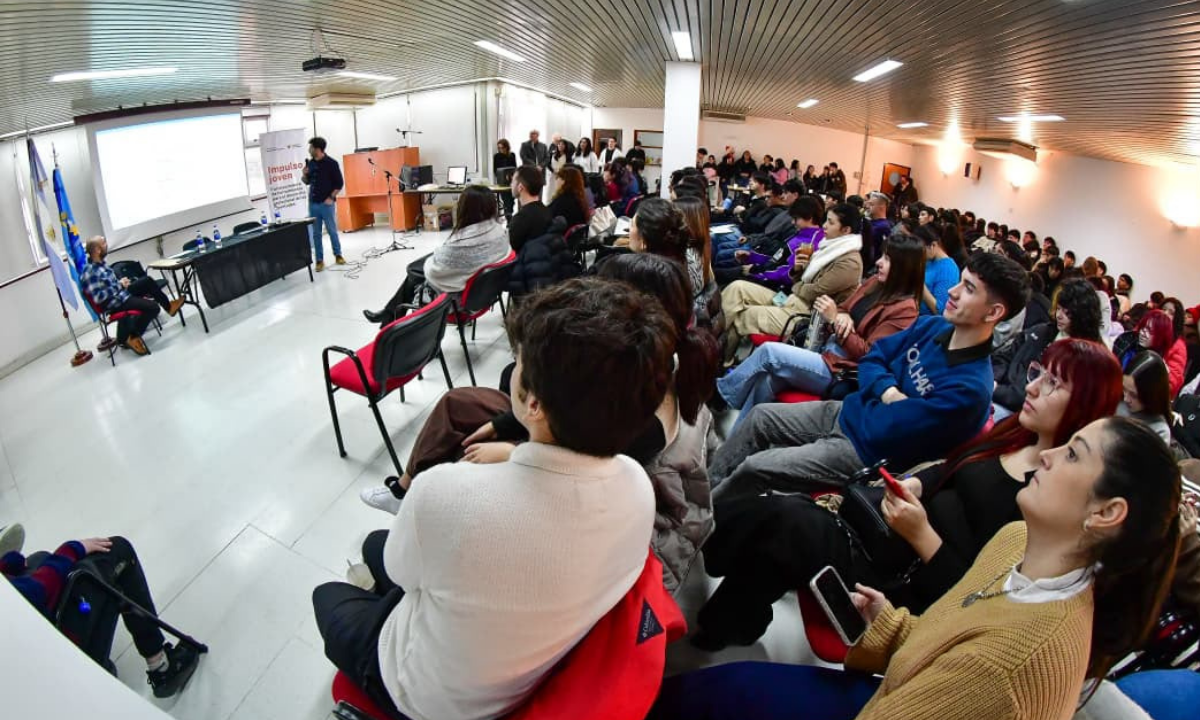 Chubut lanzó “Impulso Joven”, un programa para fortalecer la capacitación y el empleo juvenil