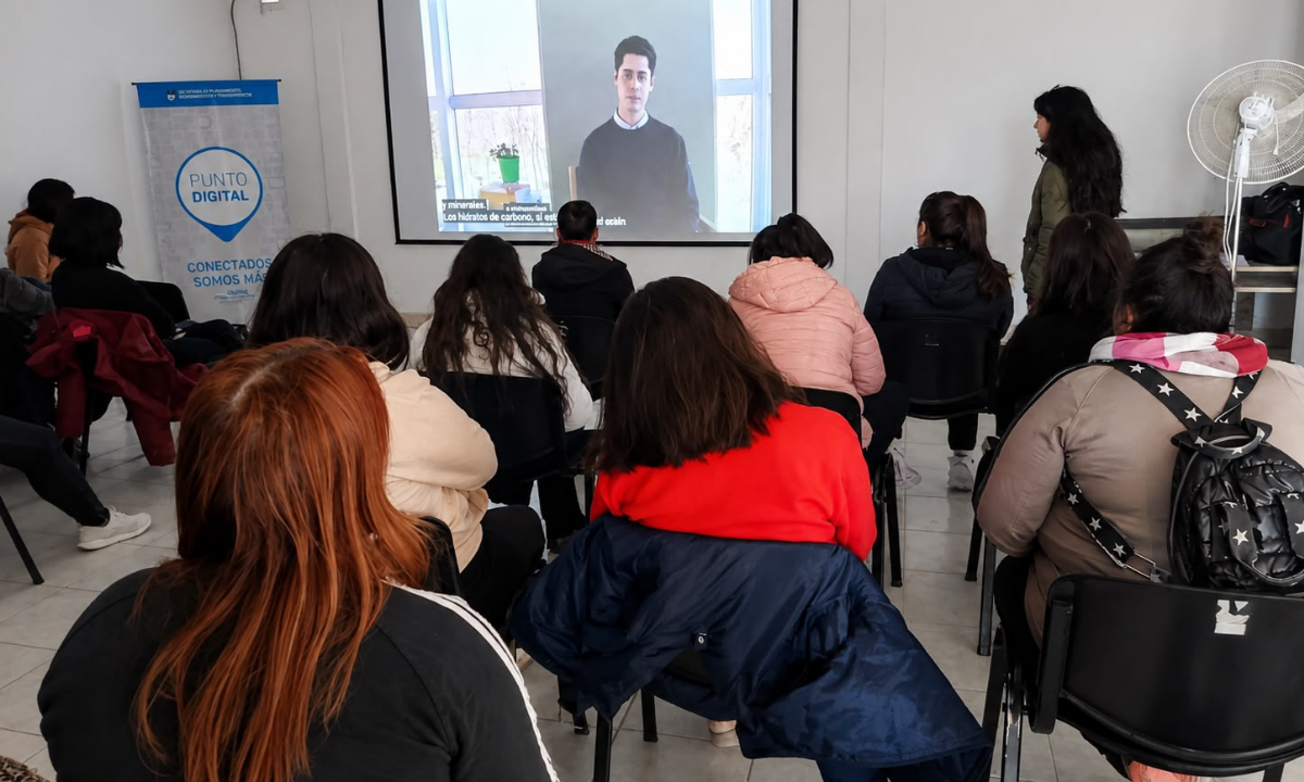 Nutriendo Futuro 2.0: mujeres beneficiarias iniciaron un ciclo de capacitaciones en Punto Digital de Rawson
