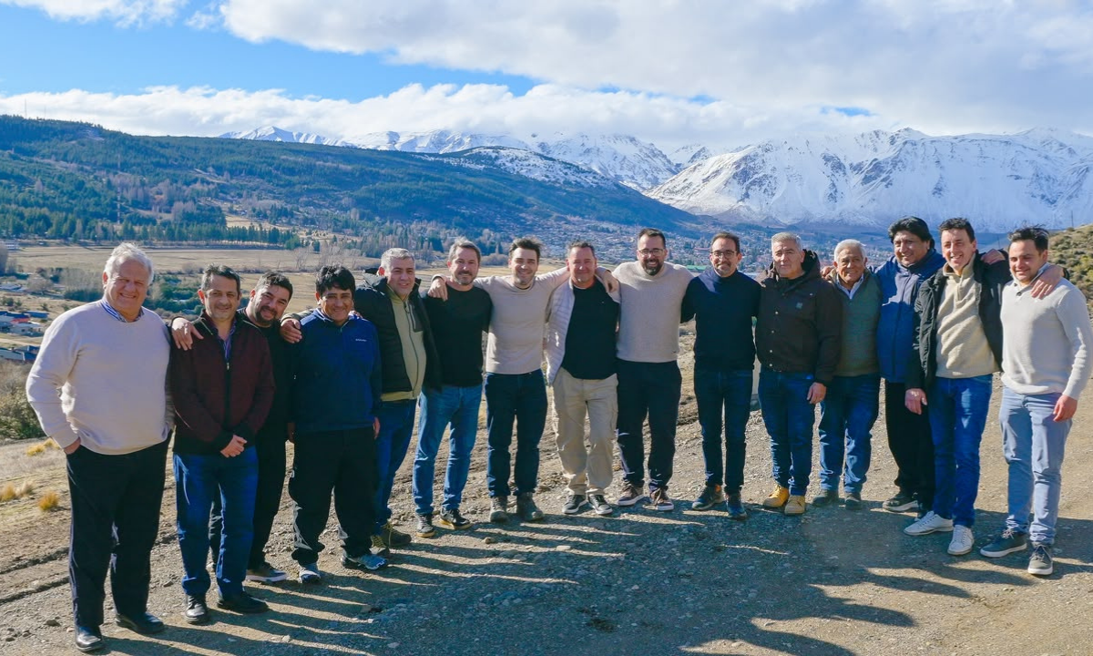 Los intendentes festejan el anuncio de construir viviendas