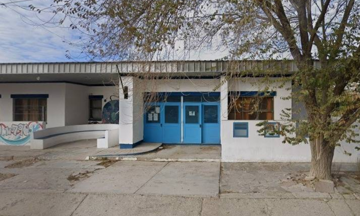 Puerto Madryn: refuerzan la vigilancia policial en la Escuela 790 tras una serie de incidentes